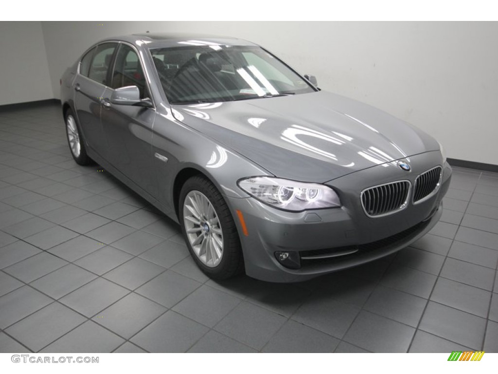 2013 5 Series 535i Sedan - Space Gray Metallic / Black photo #1