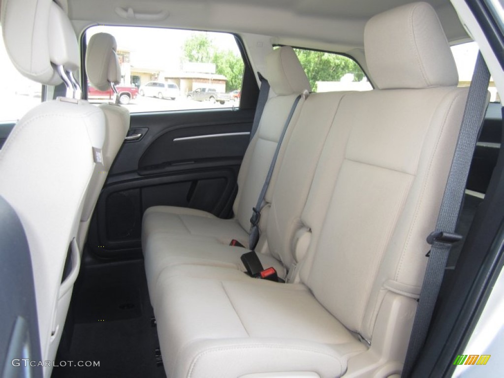2010 Dodge Journey SXT AWD Rear Seat Photos