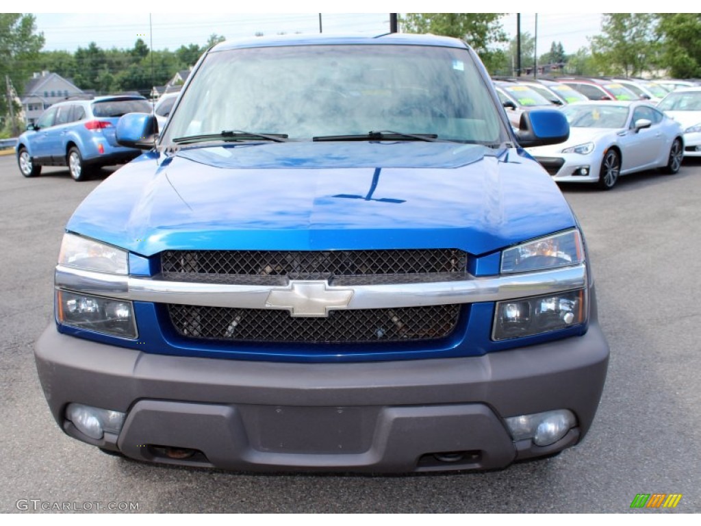 2003 Avalanche 1500 Z71 4x4 - Arrival Blue / Dark Charcoal photo #2