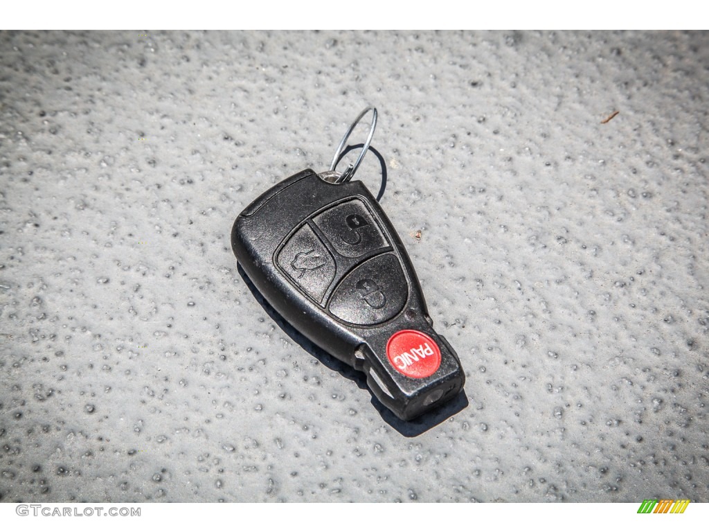 2000 Mercedes-Benz CL 500 Keys Photos