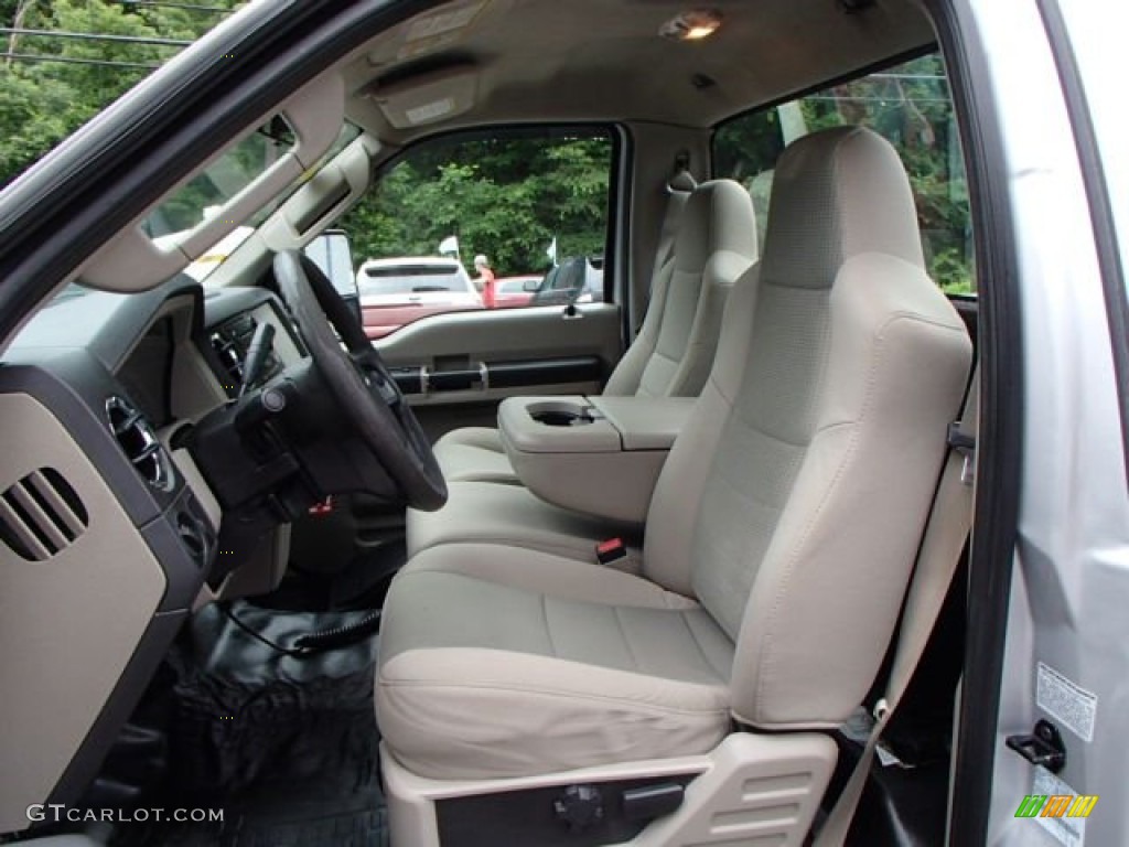 2008 Ford F350 Super Duty XL Regular Cab 4x4 Plow Truck Front Seat Photo #82265424