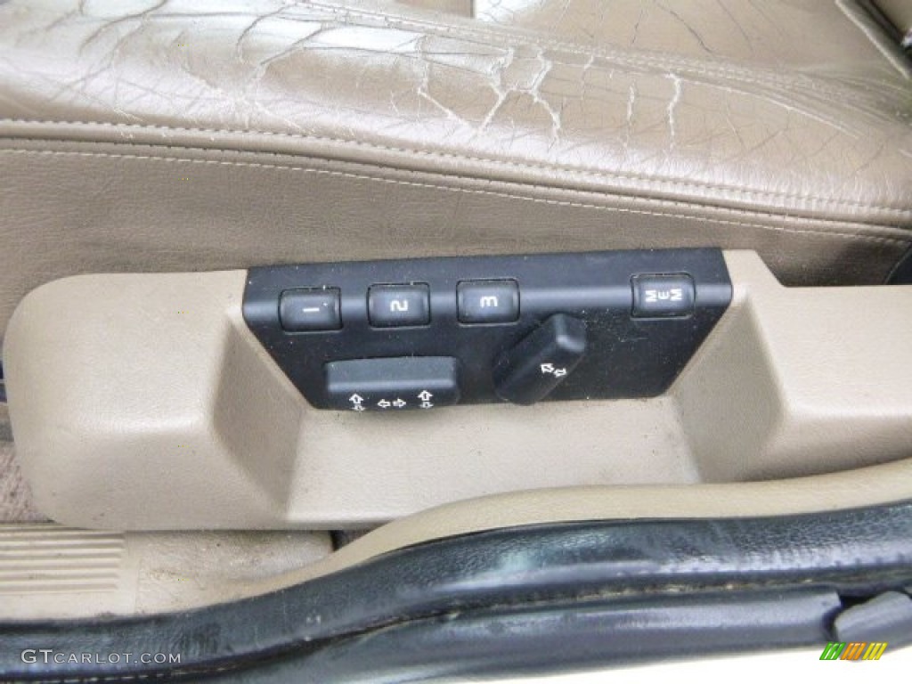 1994 850 GLT Sedan - White / Beige photo #11