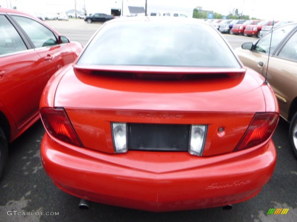 2004 Sunfire Coupe - Victory Red / Graphite photo #3