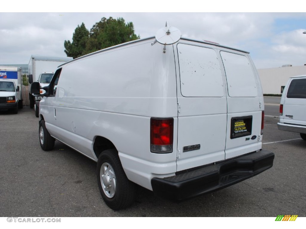 2009 E Series Van E250 Super Duty Cargo - Oxford White / Medium Flint photo #8