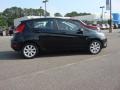 Tuxedo Black - Fiesta SE Hatchback Photo No. 6