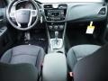 Black - 200 S Sedan Photo No. 5