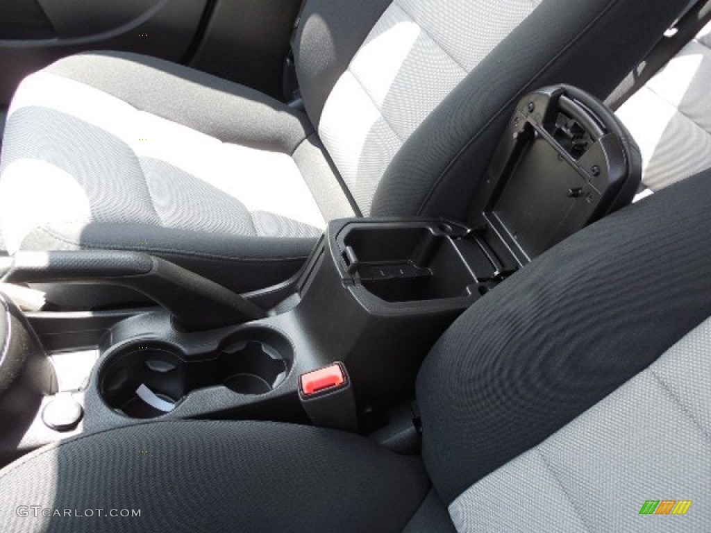 2013 Cruze LS - Summit White / Jet Black/Medium Titanium photo #18