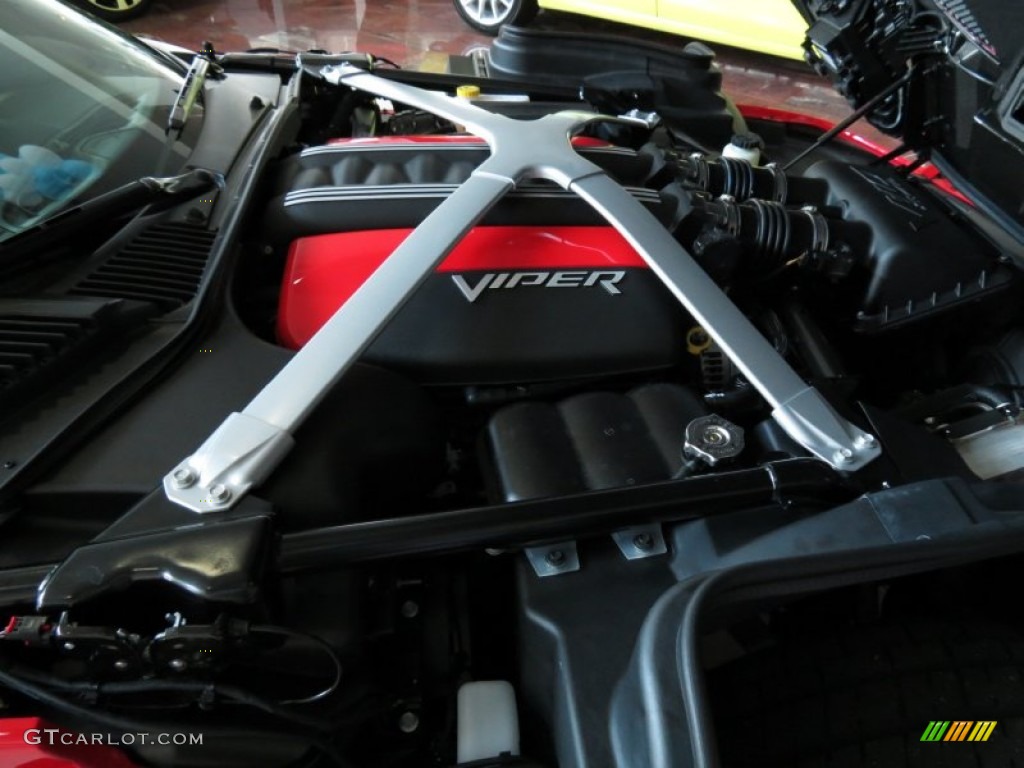 2013 Dodge SRT Viper Coupe 8.4 Liter OHV 20-Valve VVT V10 Engine Photo #82275181