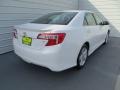 Super White - Camry SE Photo No. 4