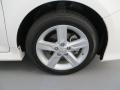 Super White - Camry SE Photo No. 13