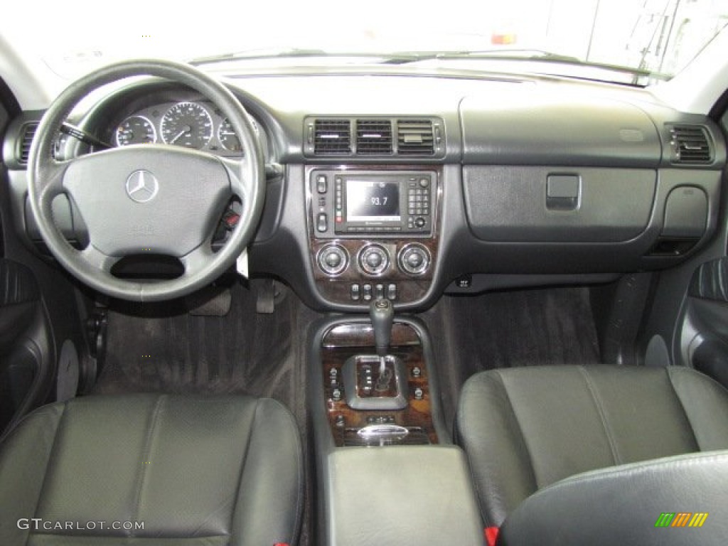 2005 ML 350 4Matic - Black / Charcoal photo #3