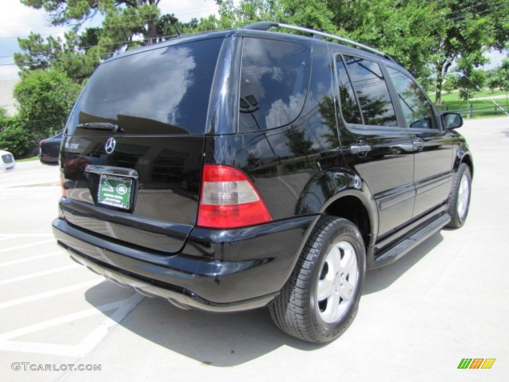 2005 ML 350 4Matic - Black / Charcoal photo #10