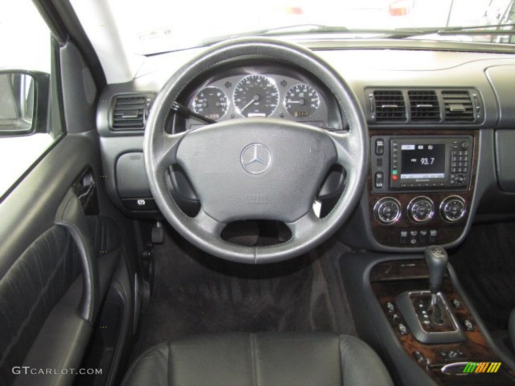 2005 ML 350 4Matic - Black / Charcoal photo #13