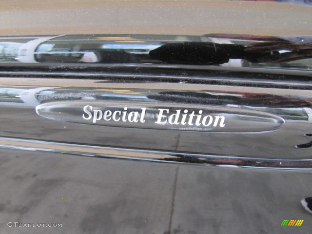 2005 ML 350 4Matic - Black / Charcoal photo #21