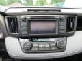 Super White - RAV4 XLE Photo No. 26