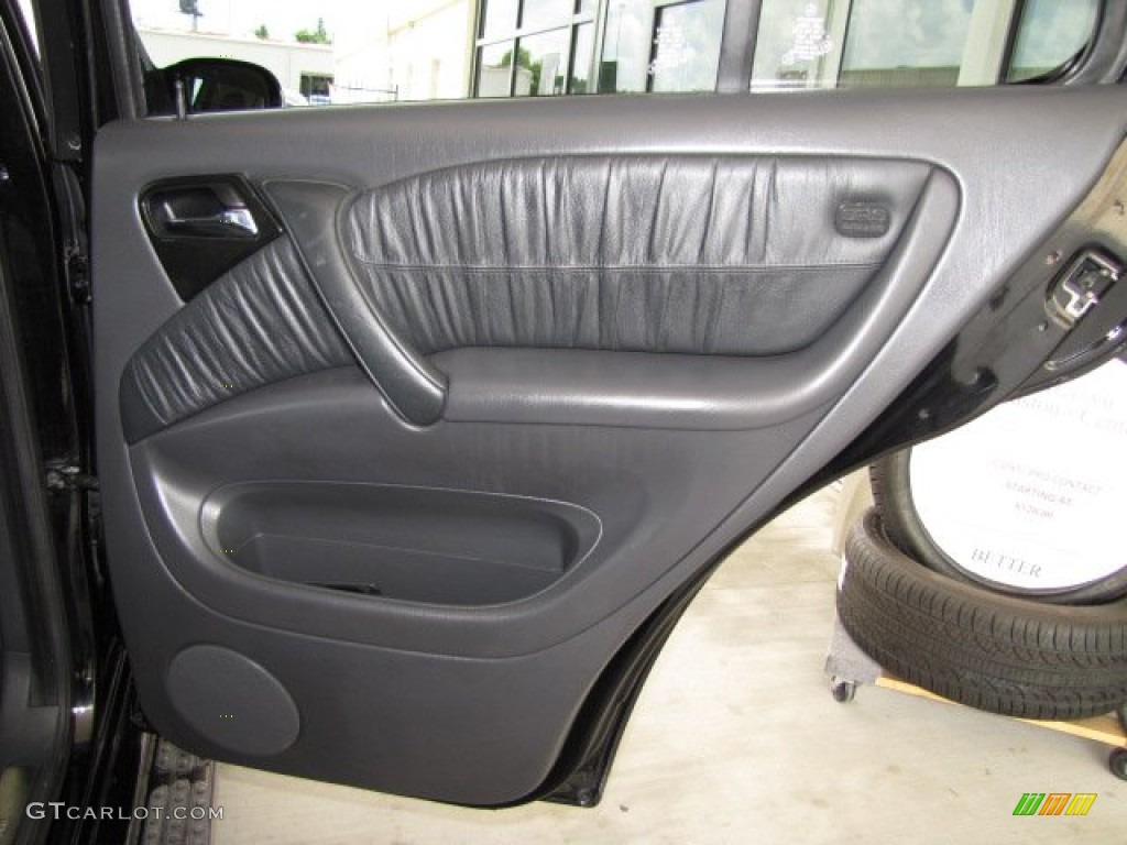 2005 ML 350 4Matic - Black / Charcoal photo #38