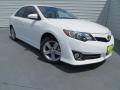 2013 Super White Toyota Camry SE  photo #2