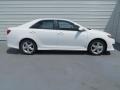 2013 Super White Toyota Camry SE  photo #3