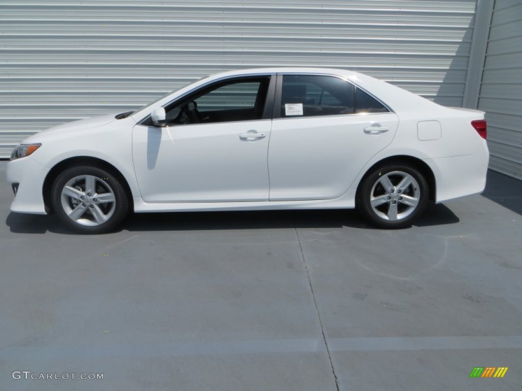 2013 Camry SE - Super White / Black photo #6