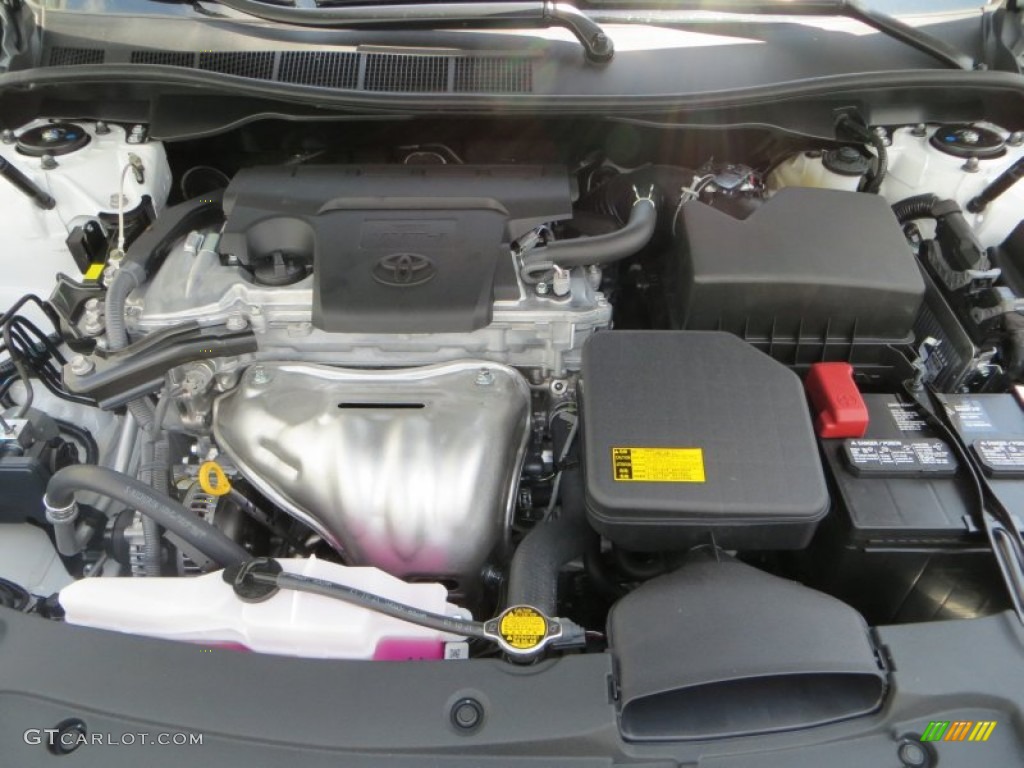 2013 Camry SE - Super White / Black photo #14