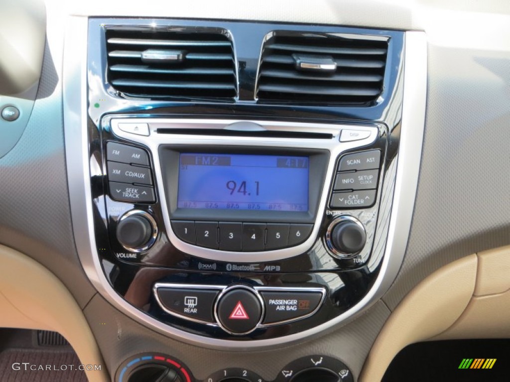 2013 Accent GLS 4 Door - Century White / Beige photo #25