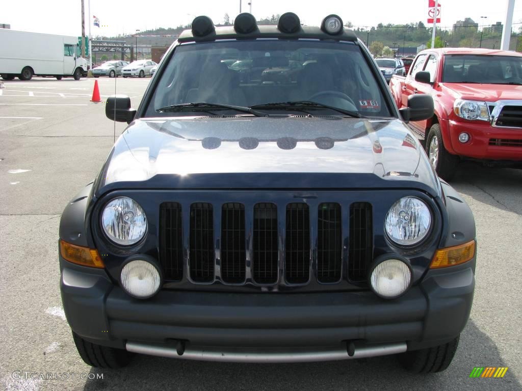 2006 Liberty Renegade 4x4 - Midnight Blue Pearl / Dark Khaki/Light Graystone photo #10