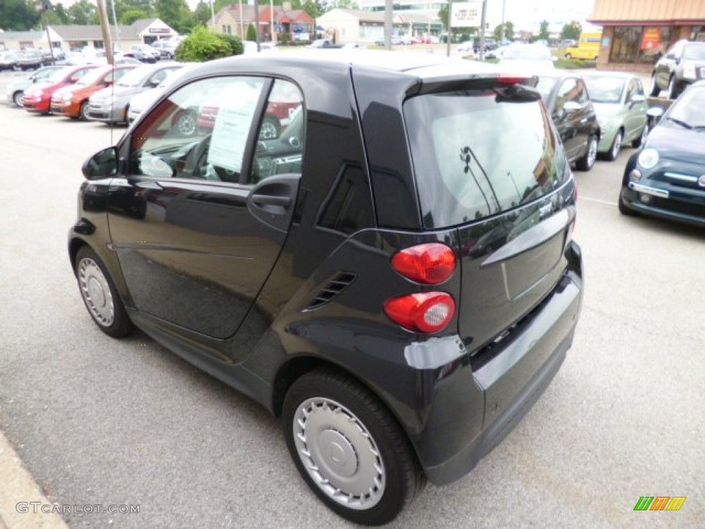 2013 fortwo pure coupe - Deep Black / Plain Black photo #5