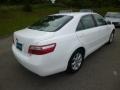 Super White - Camry LE Photo No. 7