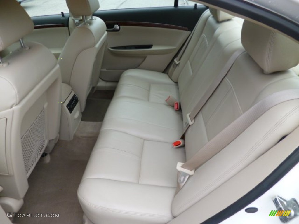 Tan Interior 2008 Saturn Aura XR Photo #82291235