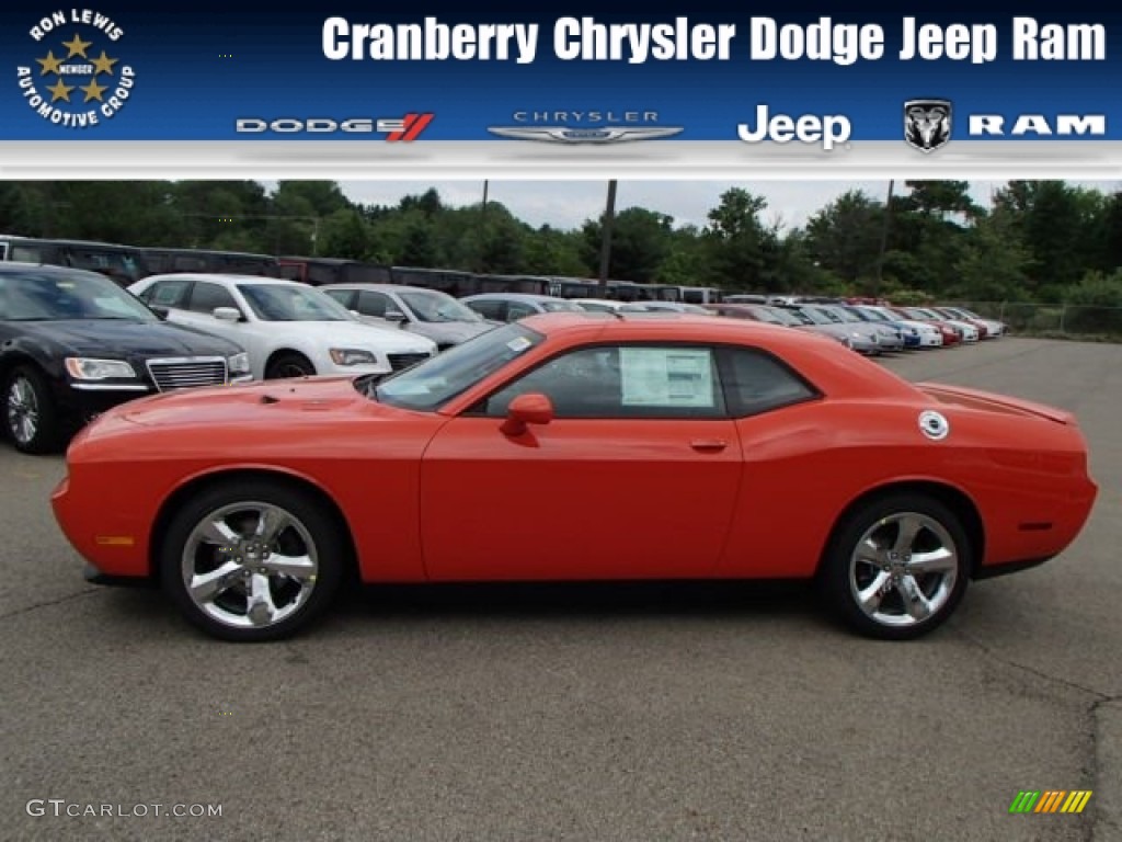 Hemi Orange Pearl Dodge Challenger