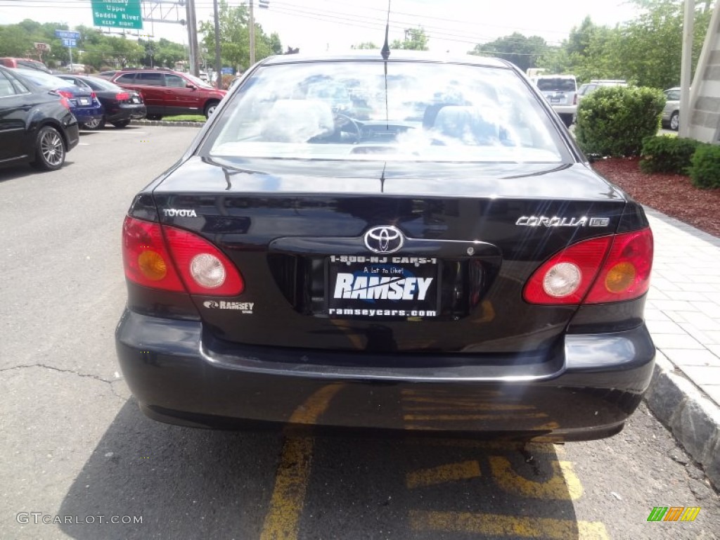 2004 Corolla LE - Black / Light Gray photo #4