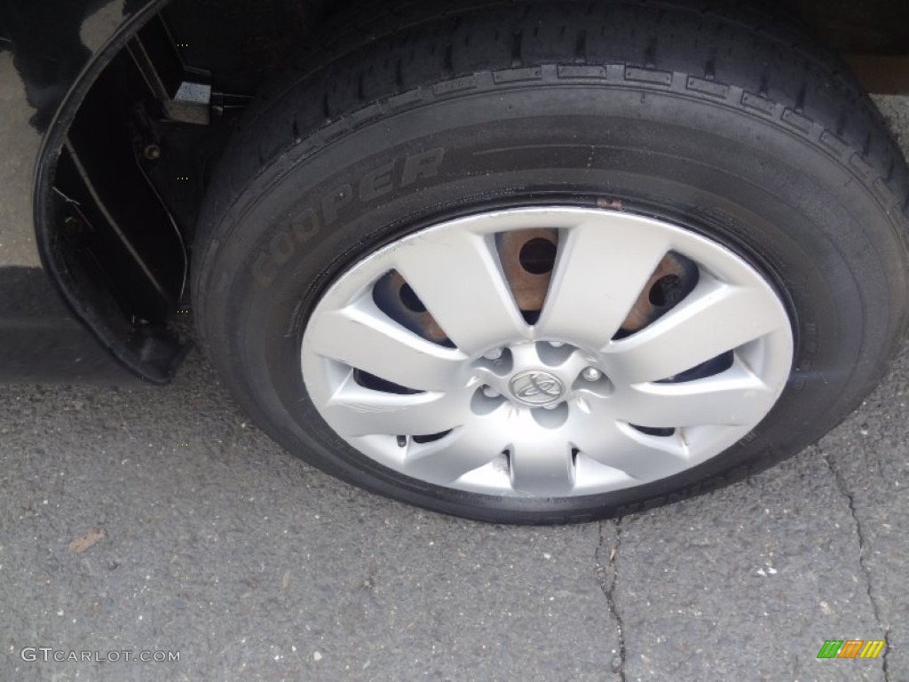 2004 Corolla LE - Black / Light Gray photo #24