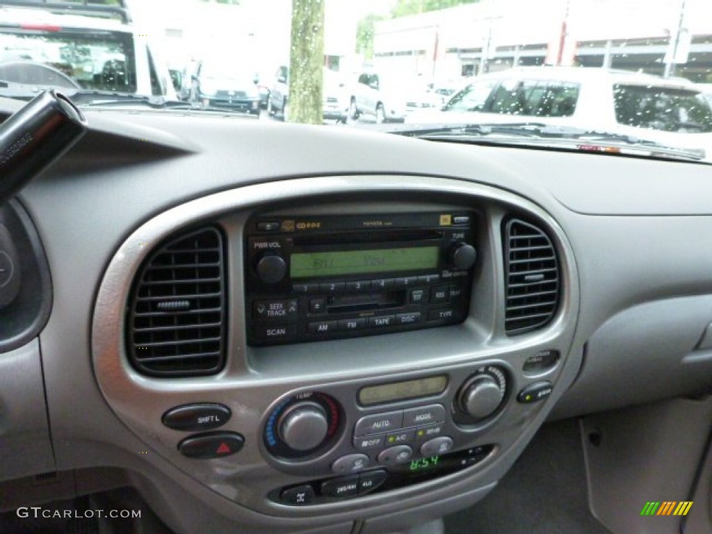 2006 Toyota Sequoia Limited 4WD Controls Photo #82295015