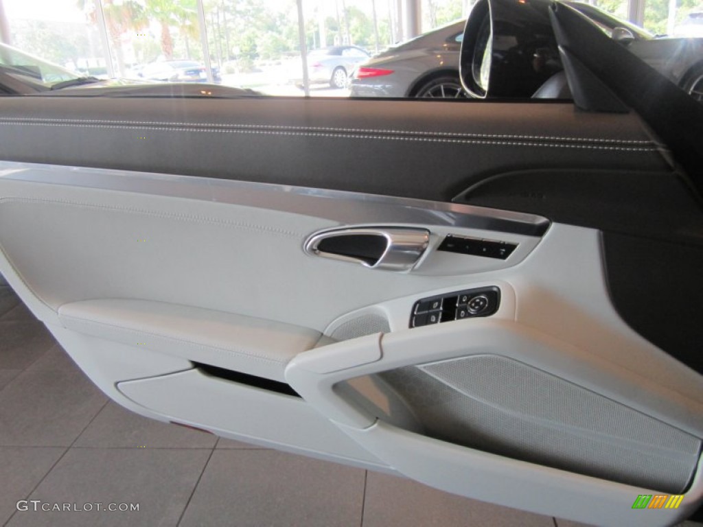 2014 Porsche Cayman Standard Cayman Model Platinum Grey Door Panel Photo #82297109
