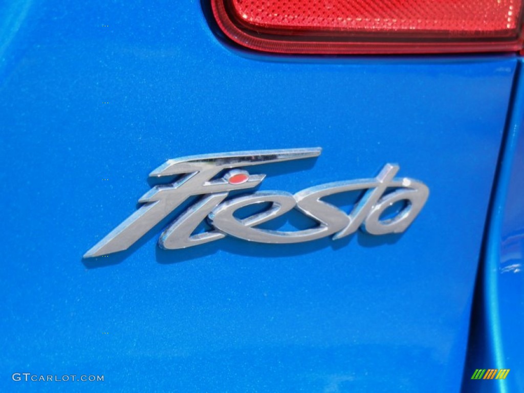2013 Fiesta SE Sedan - Blue Candy / Charcoal Black/Light Stone photo #4