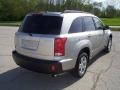 Majestic Silver Metallic - XL7  Photo No. 8
