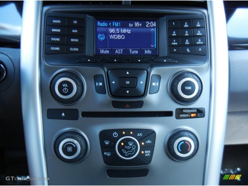 2013 Ford Edge SE EcoBoost Controls Photo #82302509