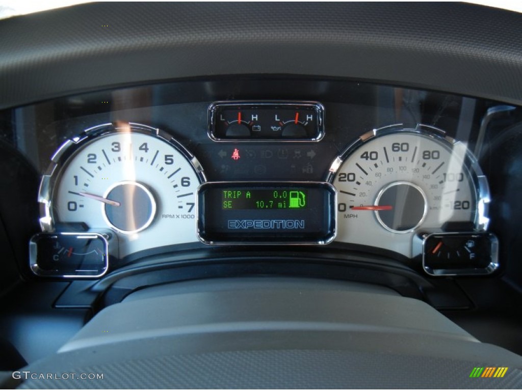 2013 Ford Expedition Limited Gauges Photo #82303857