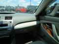Black - Camry XLE V6 Photo No. 16