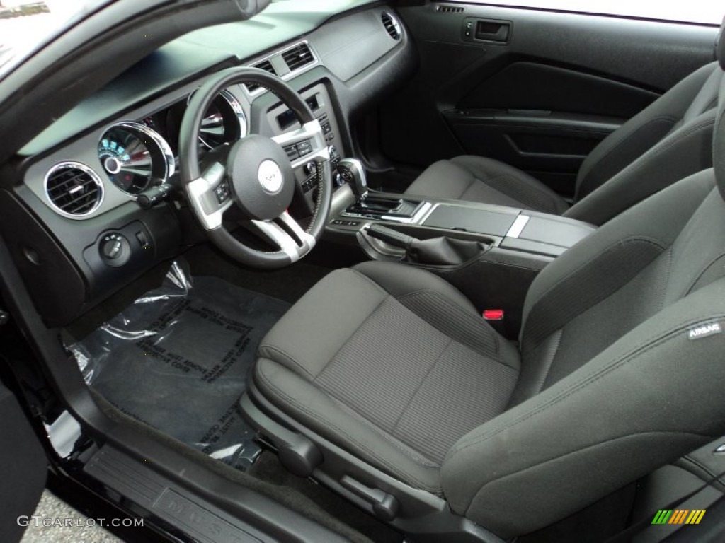 Charcoal Black Interior 2013 Ford Mustang V6 Convertible Photo #82306199