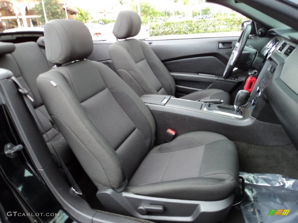 2013 Ford Mustang V6 Convertible Front Seat Photo #82306263