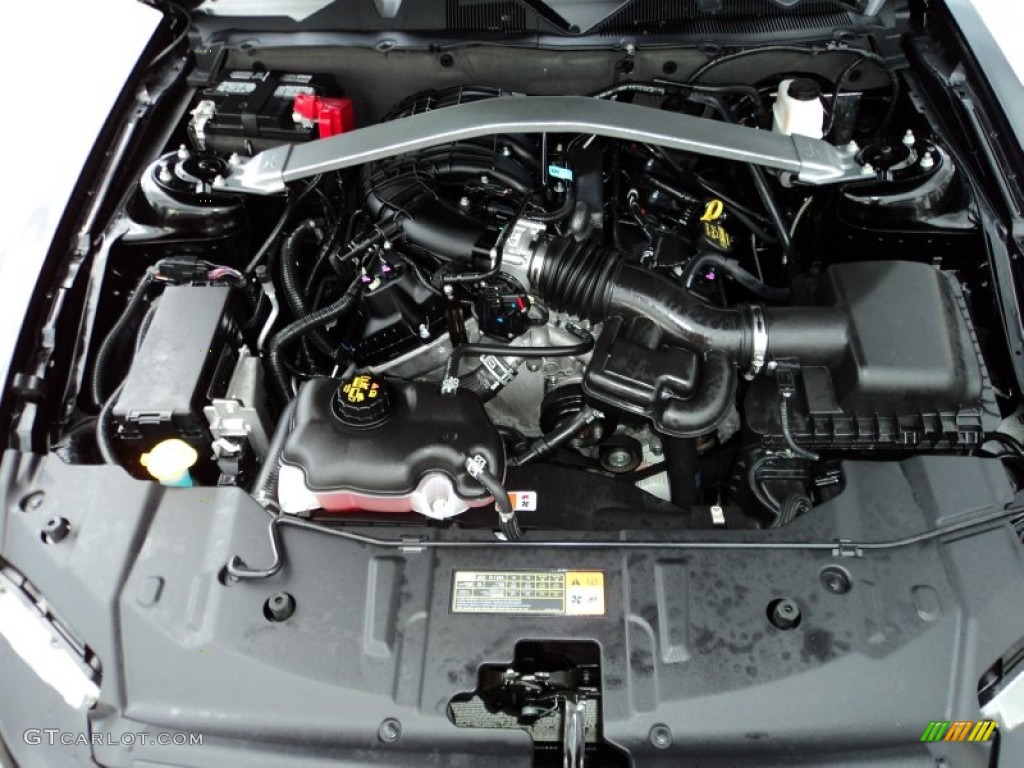 2013 Ford Mustang V6 Convertible 3.7 Liter DOHC 24-Valve Ti-VCT V6 Engine Photo #82306371