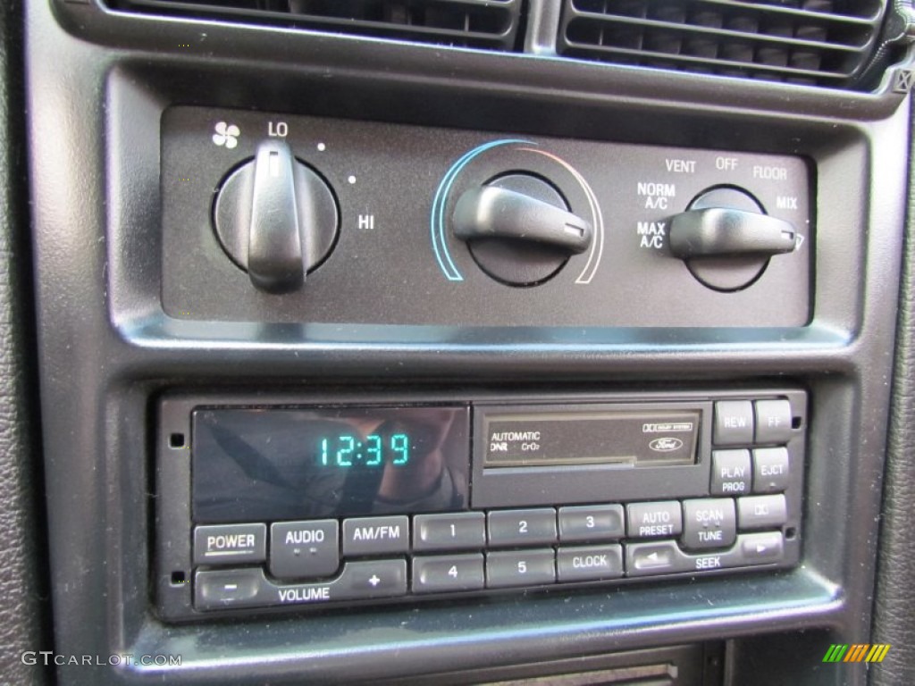 1998 Ford Mustang GT Convertible Controls Photos