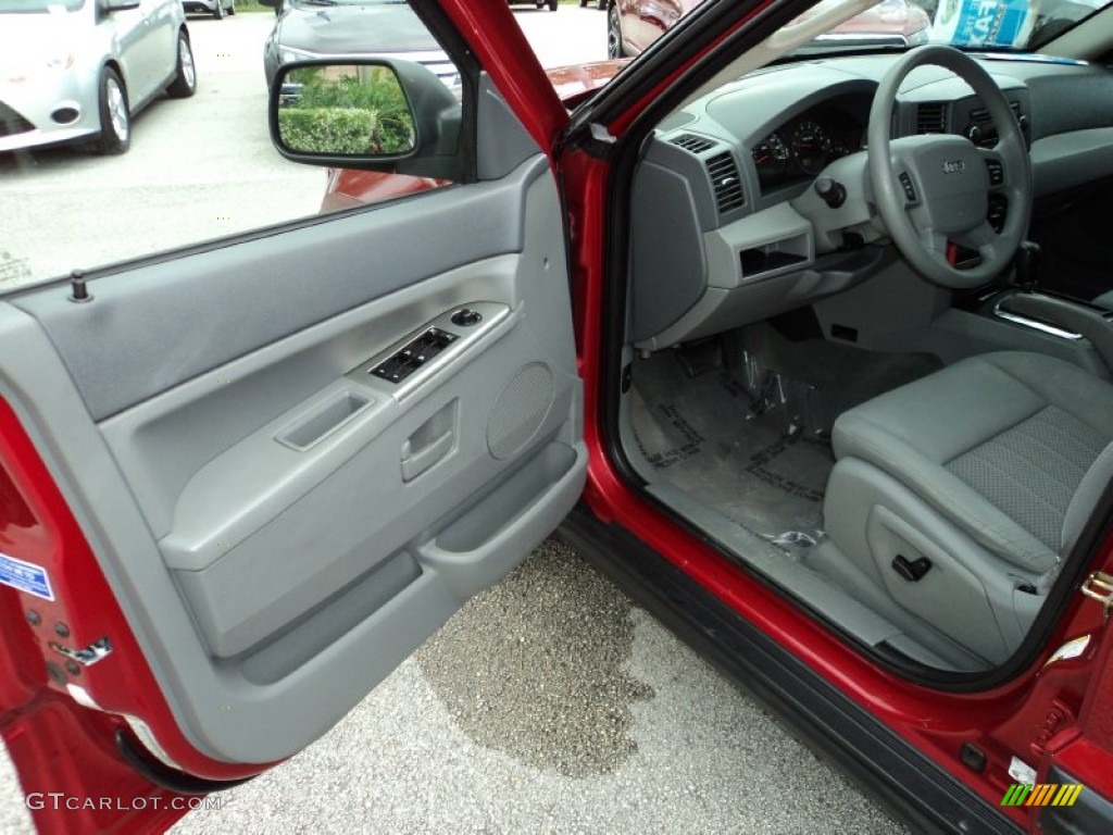 2006 Grand Cherokee Laredo - Red Rock Crystal Pearl / Medium Slate Gray photo #17