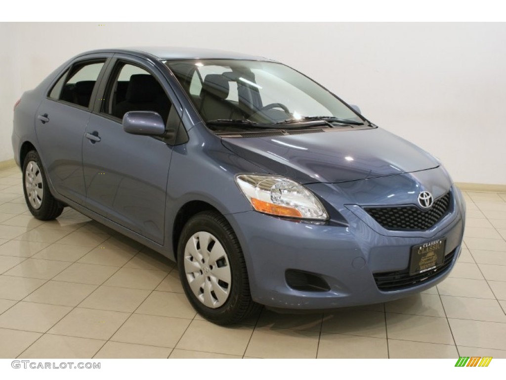 Pacific Blue Metallic Toyota Yaris