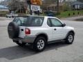 2002 Alpine White Isuzu Rodeo Sport S Hard Top 4WD  photo #4