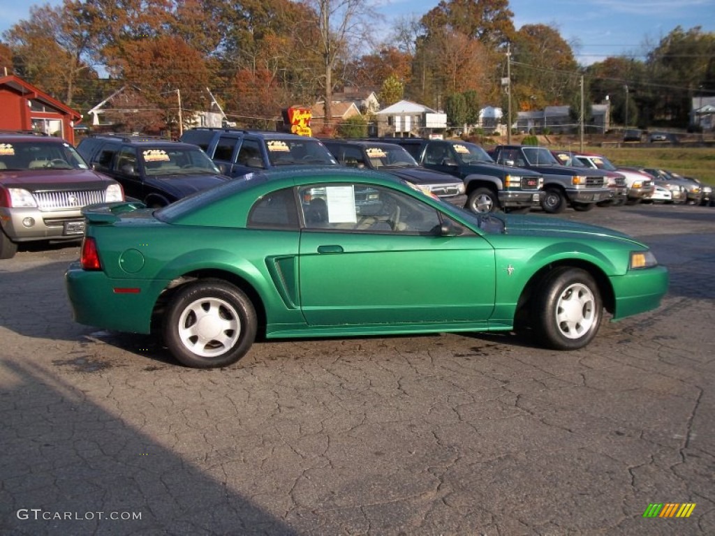 2001 Mustang V6 Coupe - Electric Green Metallic / Medium Parchment photo #3