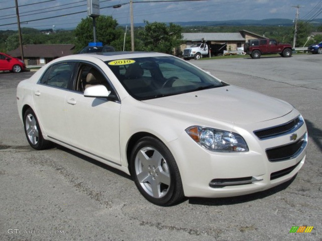 White Diamond Tricoat 2010 Chevrolet Malibu LT Sedan Exterior Photo #82315429
