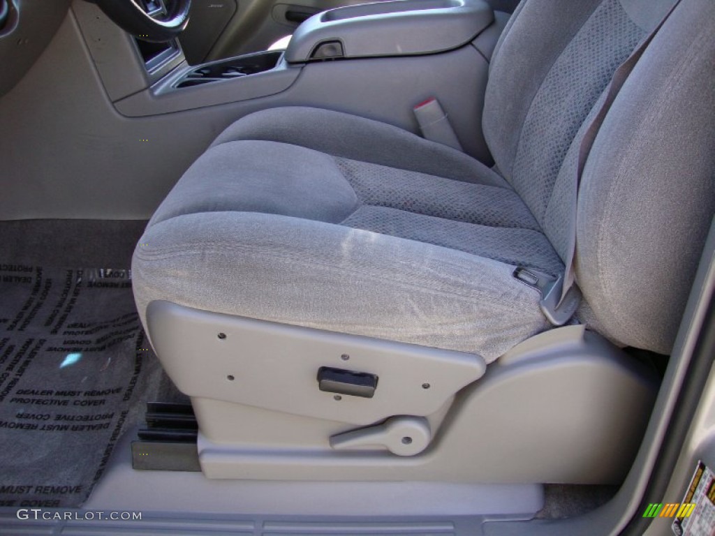 2004 Tahoe LS 4x4 - Sandalwood Metallic / Gray/Dark Charcoal photo #20