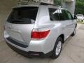 2013 Classic Silver Metallic Toyota Highlander V6 4WD  photo #2